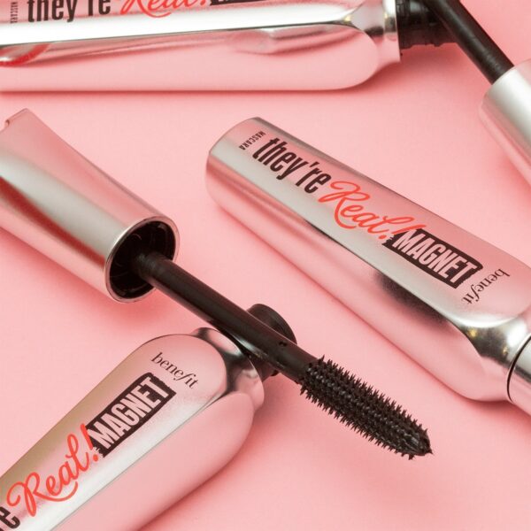 benefit Minis They're Real! Magnet Mascara Black — изображение 5