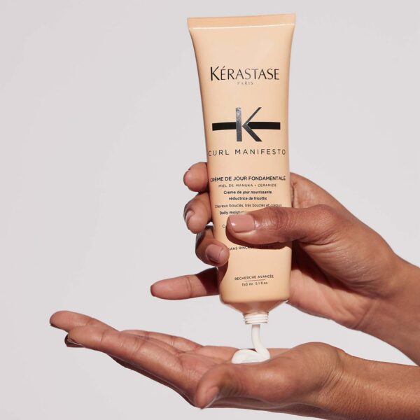 Kérastase Curl Manifesto Crème De Jour Fondamentale: Daily Moisturizing Free-Reducing Leave-In Treatment 150ml — изображение 5