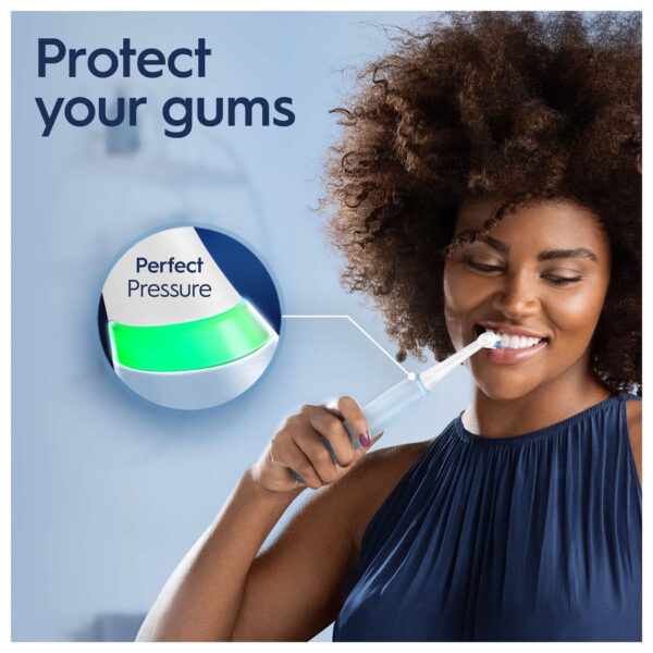 Oral-B iO 3 Blue Electric Toothbrush — изображение 3