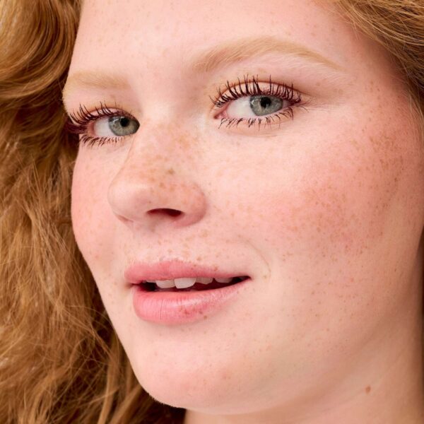 benefit BADgal Bang Mascara Wild Plum 8.5g — изображение 3