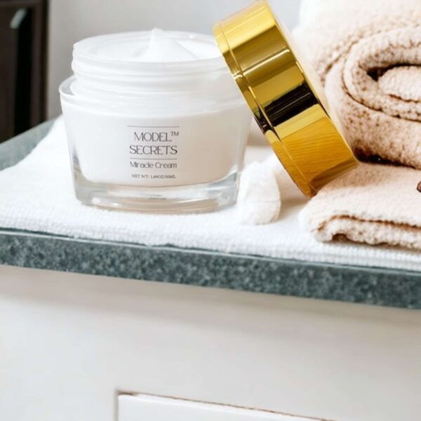Model Secrets Face Miracle Cream 50ml — изображение 2